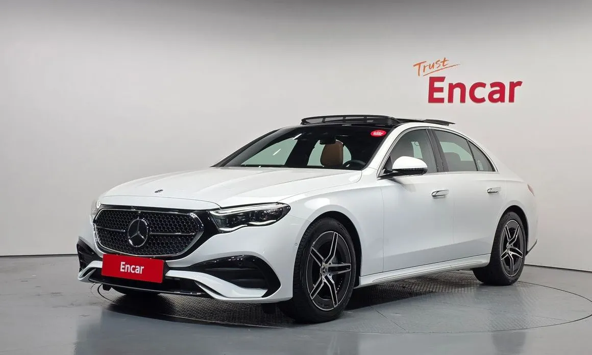 Mercedes-Benz E-Class — фото 1