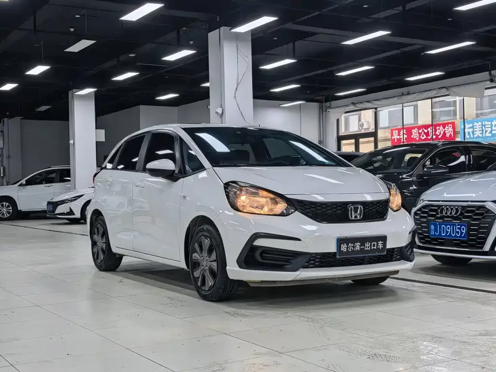 Honda Fit — фото 4