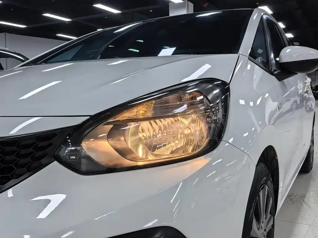 Honda Fit — фото 2