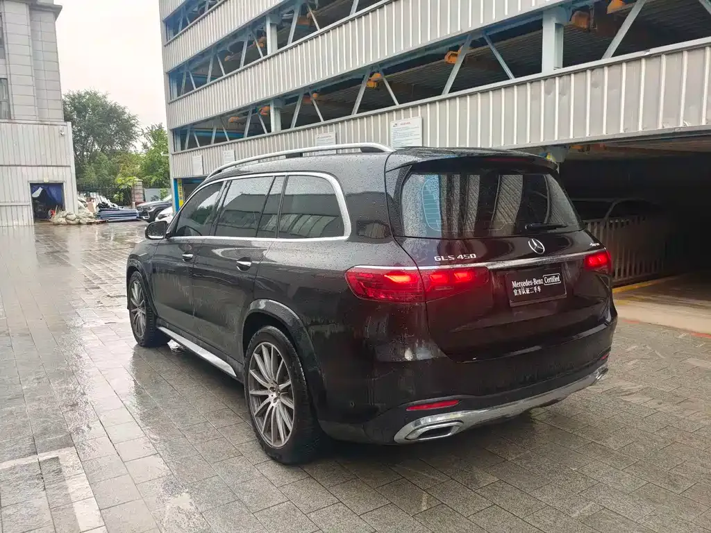 Mercedes-Benz GLS — фото 10