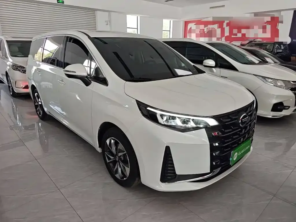 GAC Motor Trumpchi M6 — фото 10
