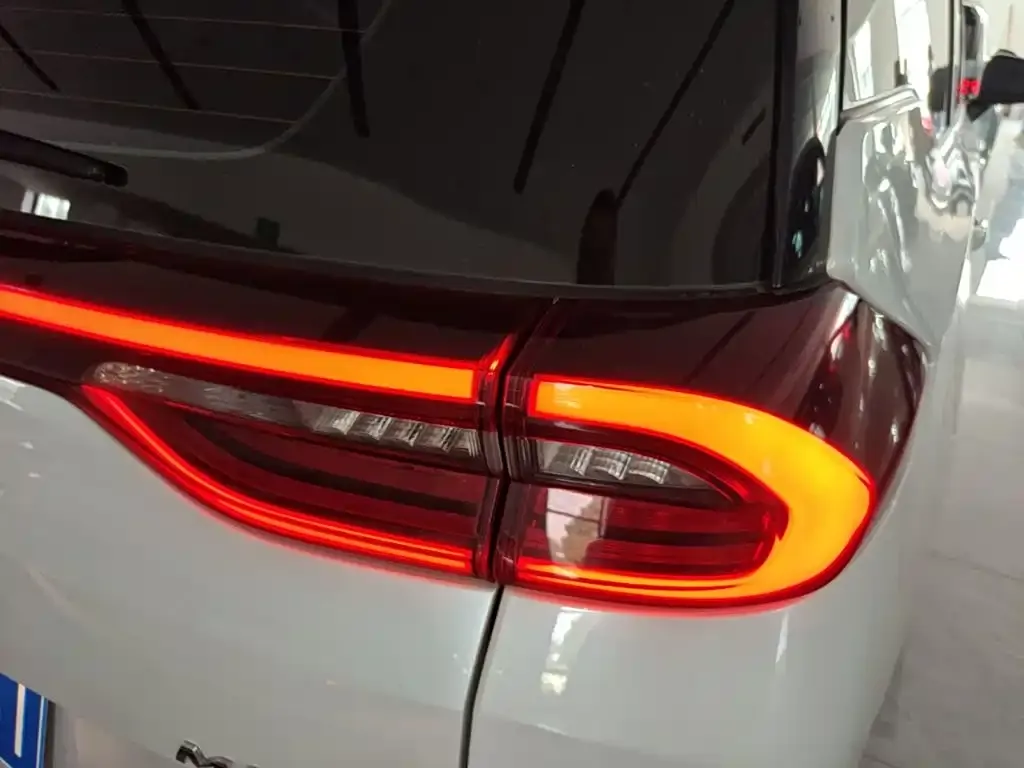 GAC Motor Trumpchi M6 — фото 2