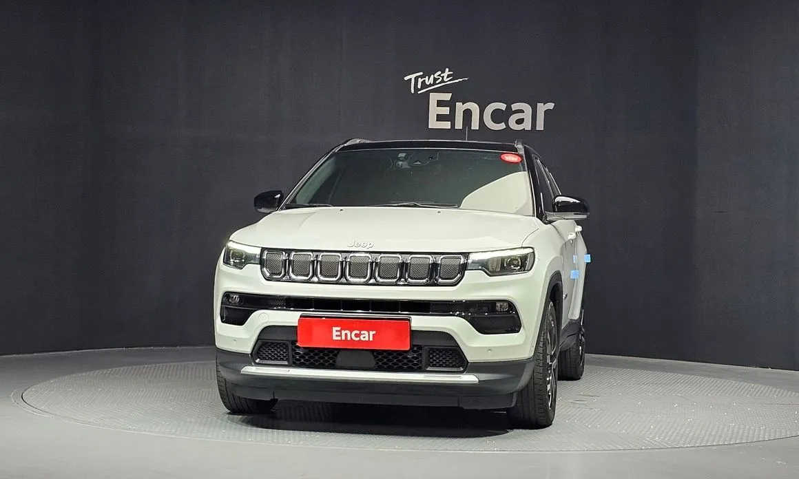 Jeep Compass — фото 4
