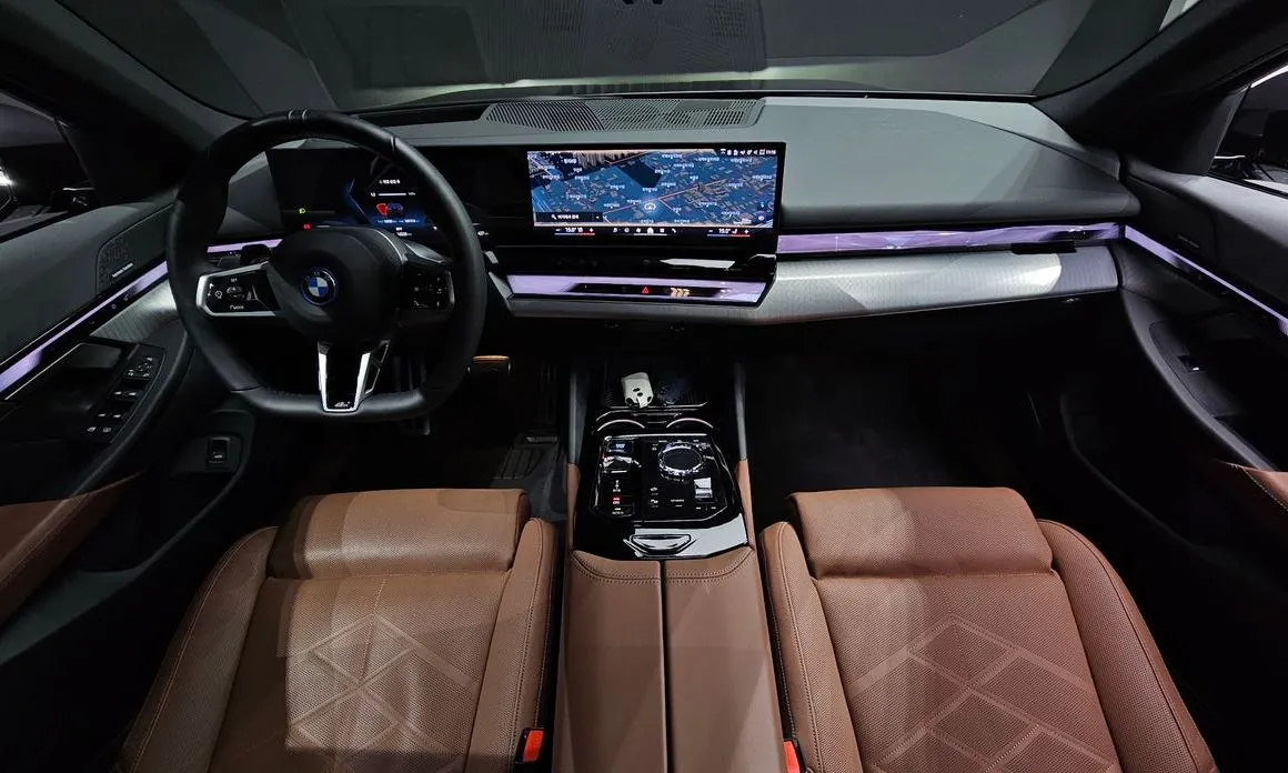 BMW i5 — фото 5