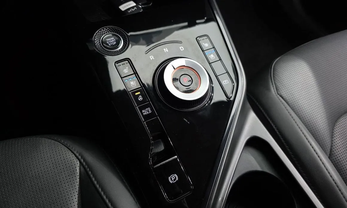 Kia Niro — фото 10
