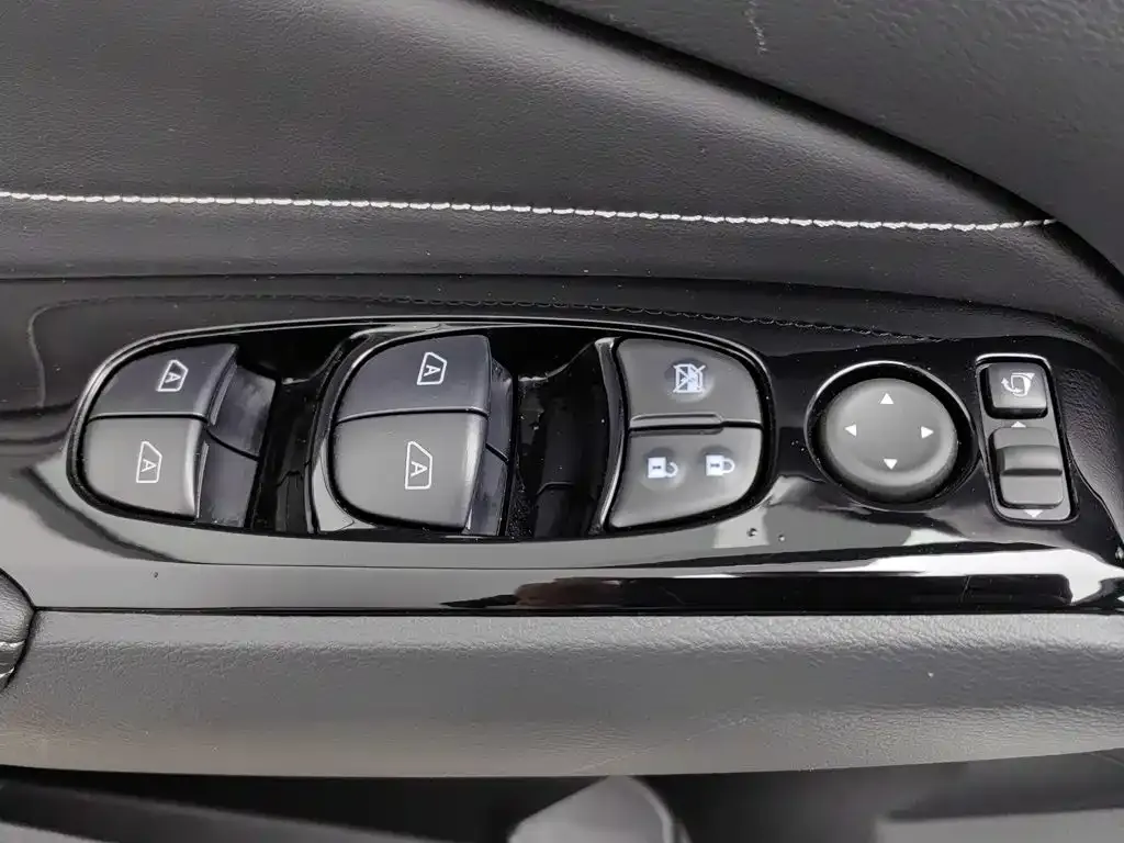 Nissan Teana — фото 7