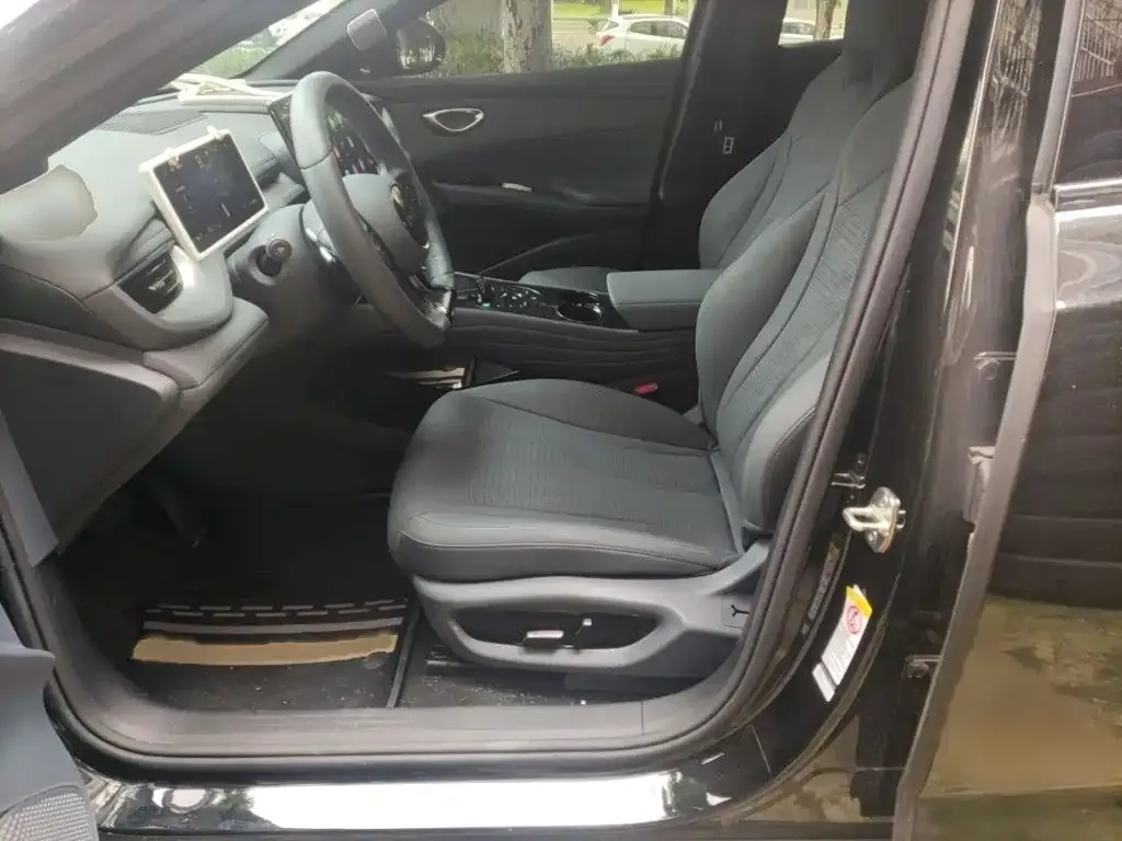 BYD Seal 06GT — фото 8