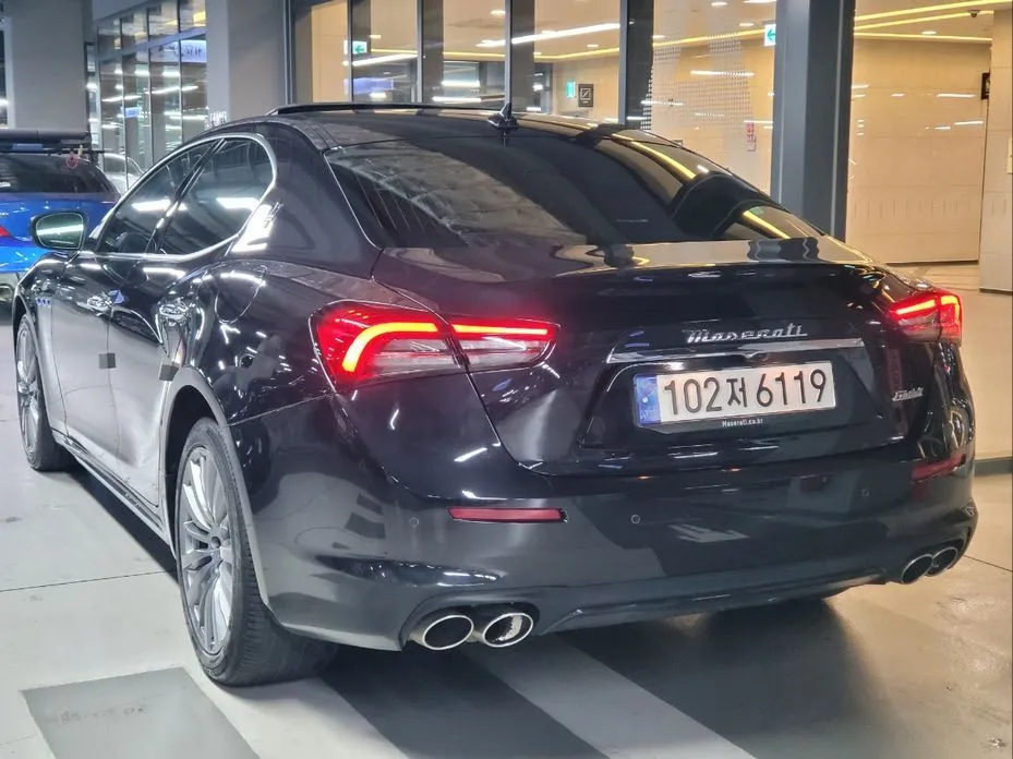 Maserati Ghibli — фото 10