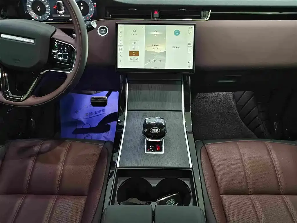 Land Rover Evoque — фото 9