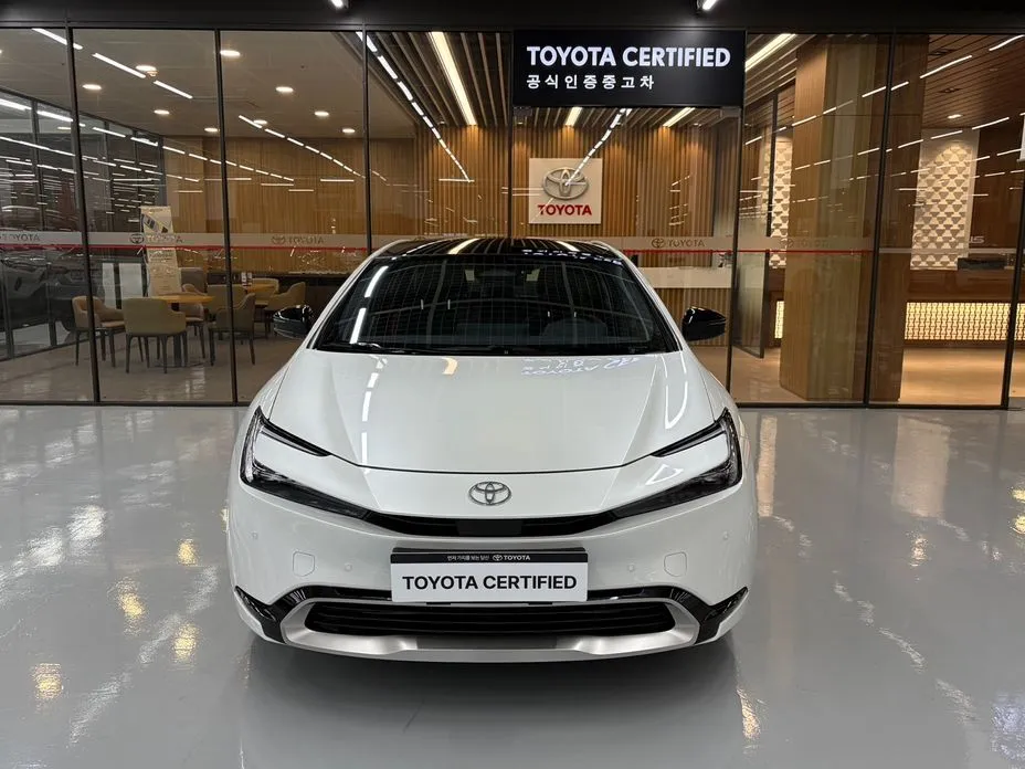 Toyota Prius — фото 10