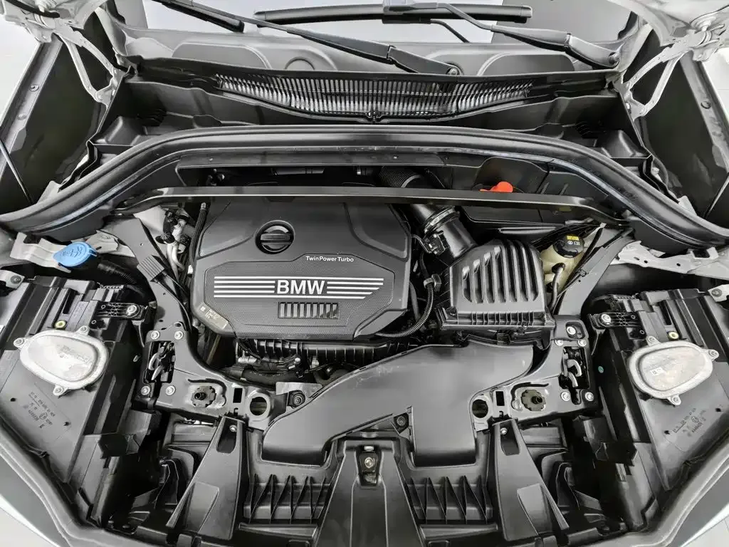 BMW X1 — фото 10