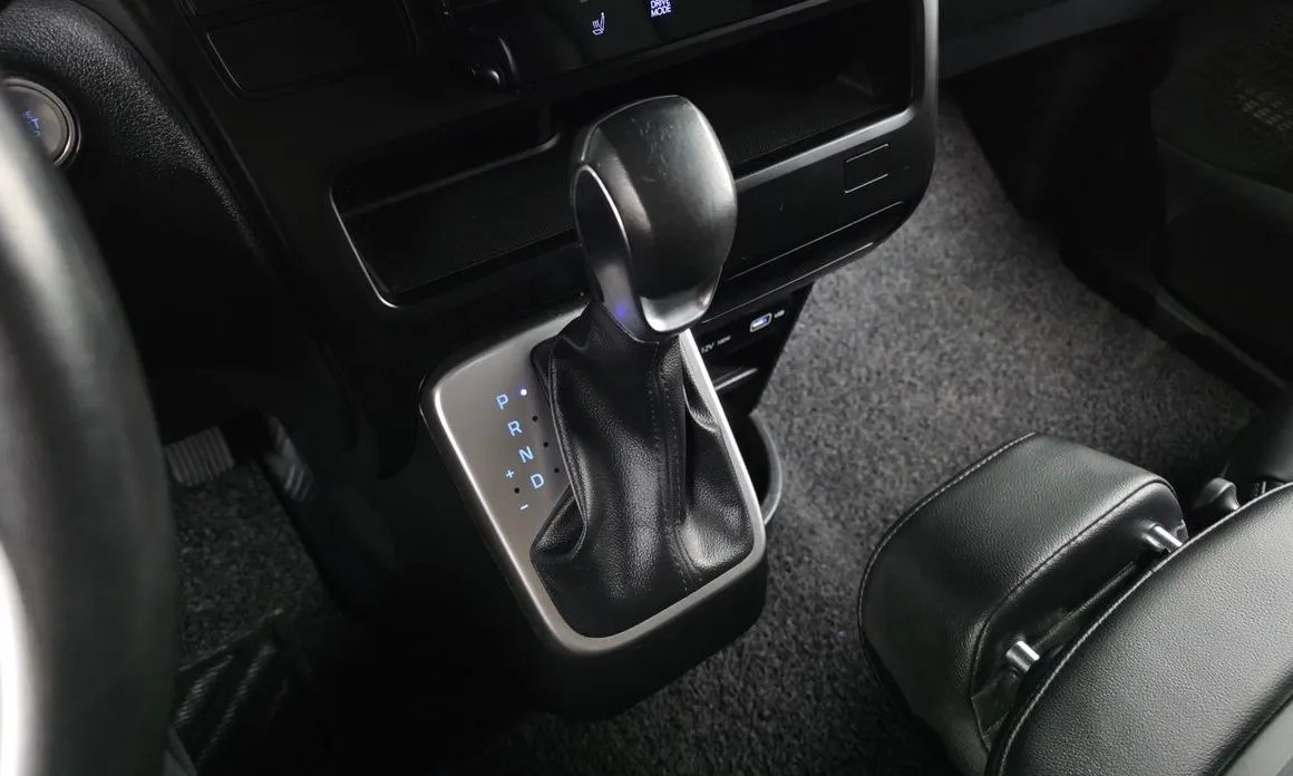 Hyundai Staria — фото 3