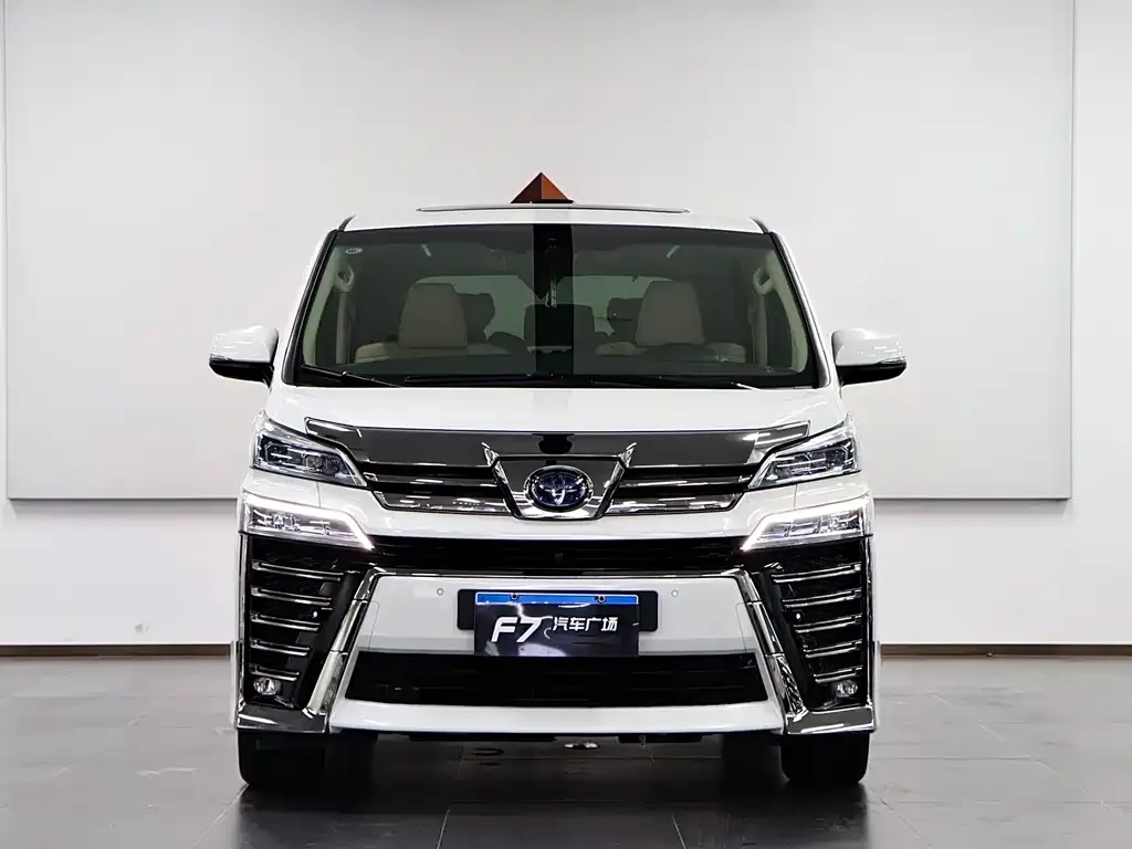 Toyota Vellfire — фото 9