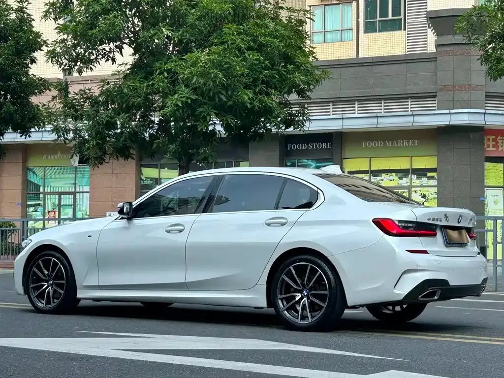 BMW 3 Series — фото 10