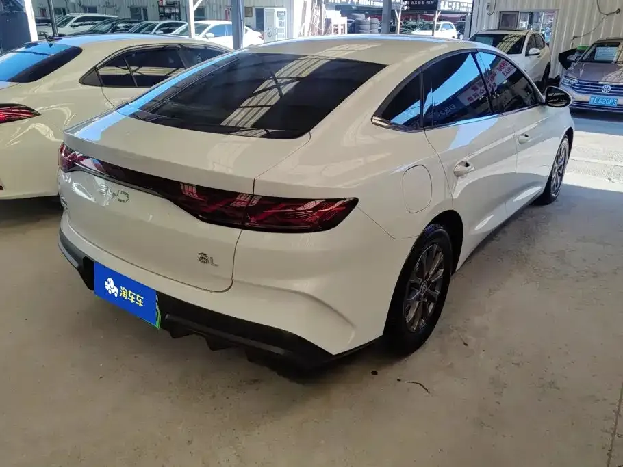 BYD Qin L — фото 10