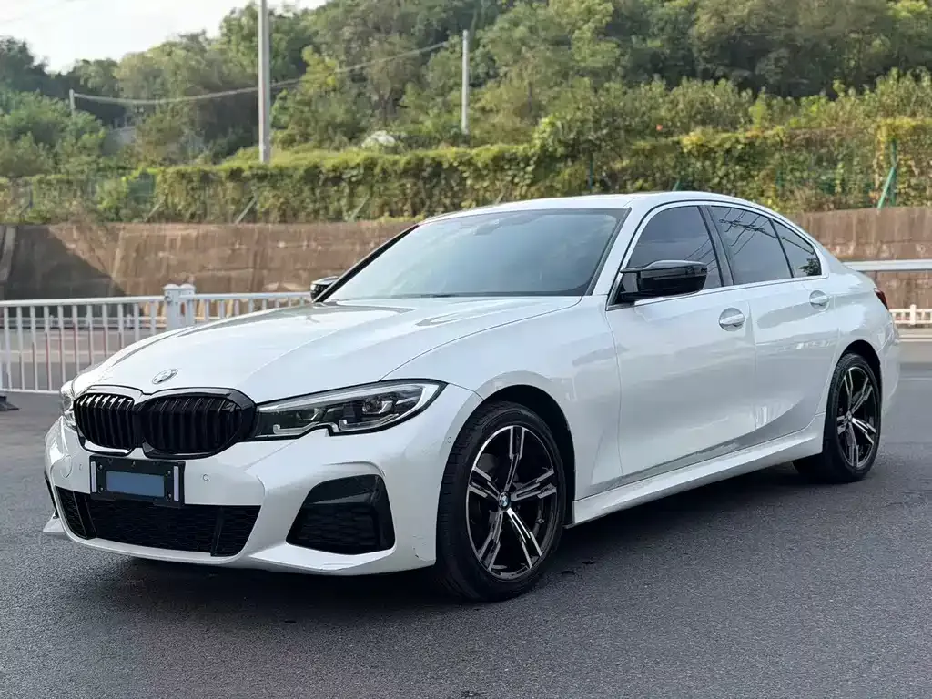 BMW 3 Series — фото 1