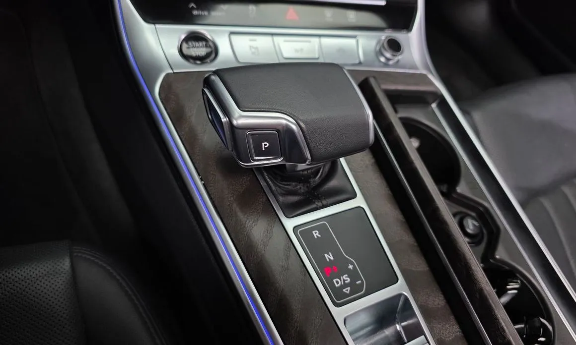 Audi A6 — фото 6