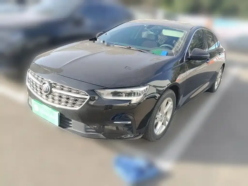 Buick Regal — фото 1