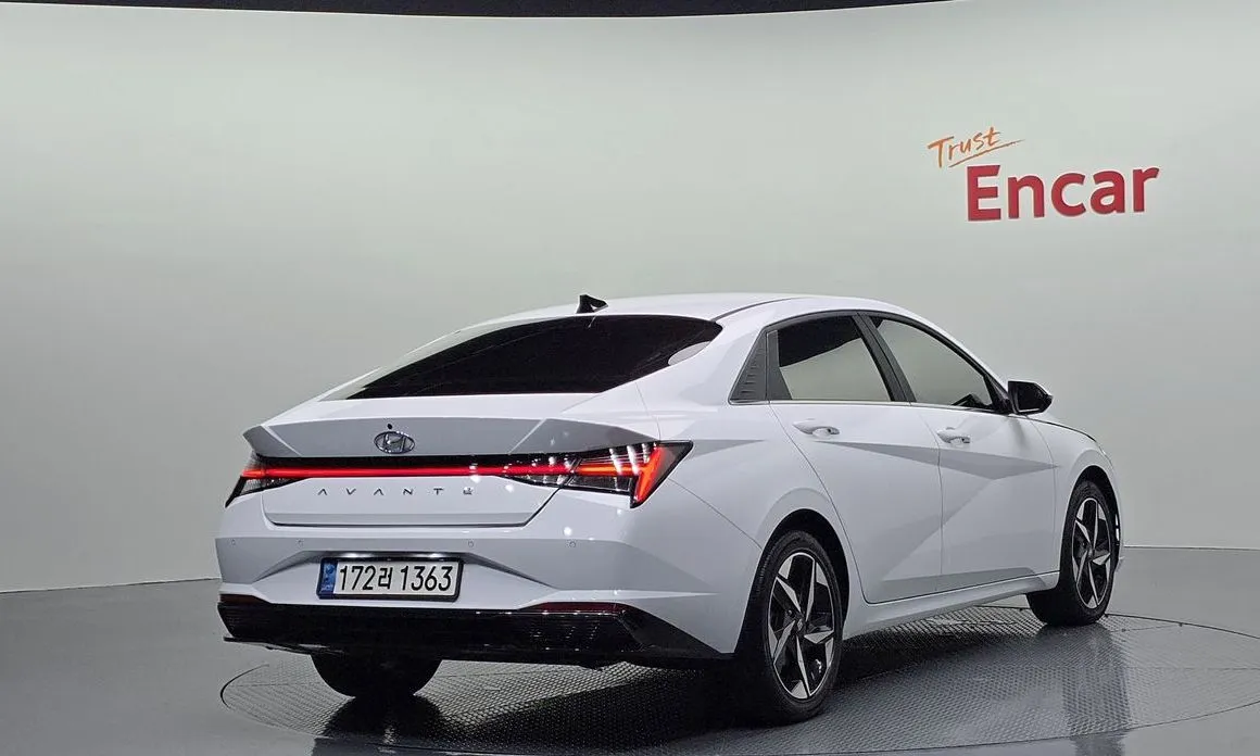 Hyundai AVANTE — фото 2
