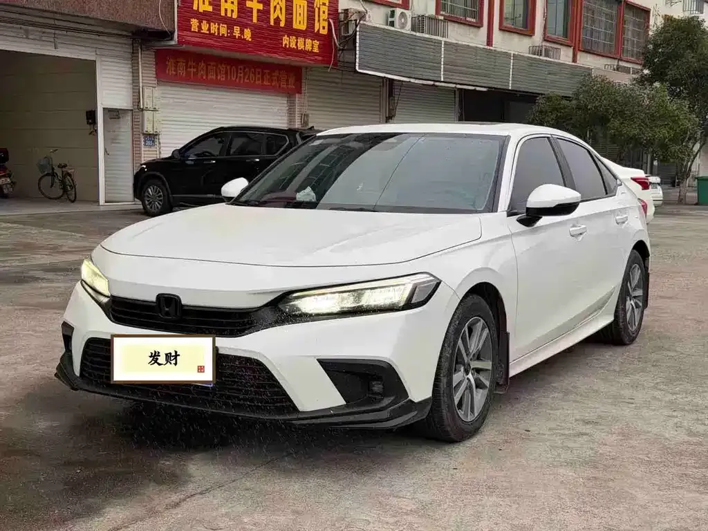 Honda Civic — фото 1