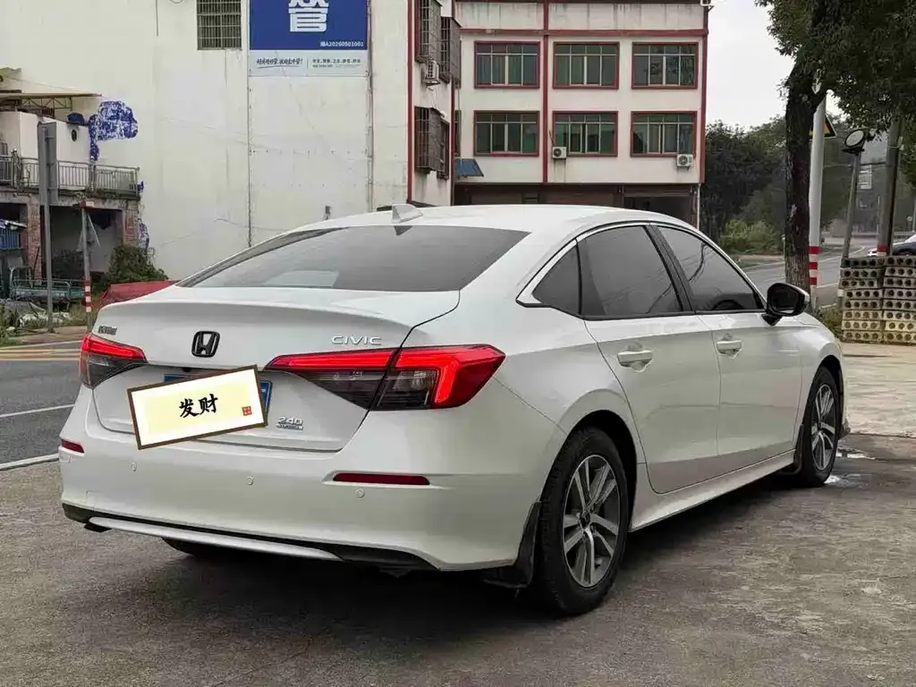 Honda Civic — фото 3