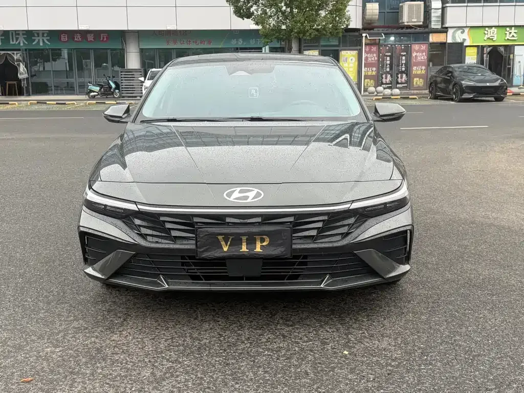 Hyundai Elantra — фото 9