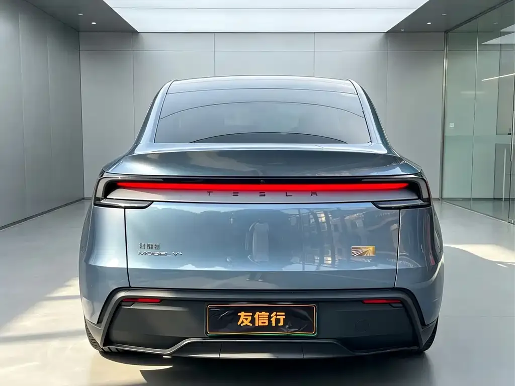 Tesla Model Y — фото 3