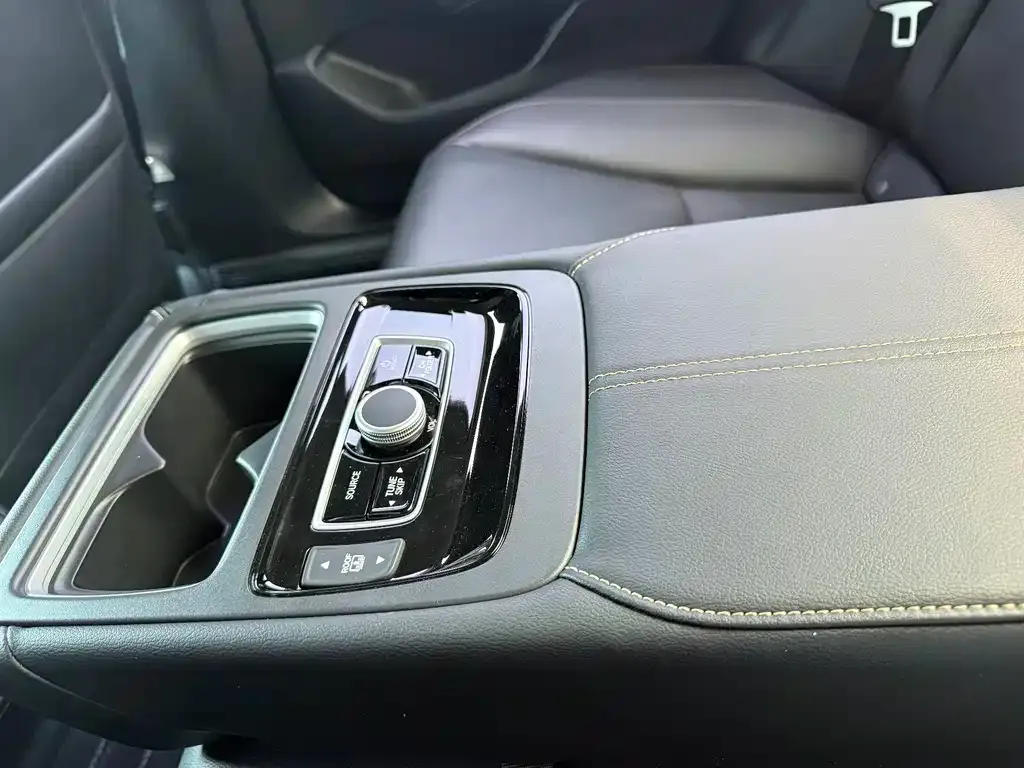 Honda Accord — фото 3