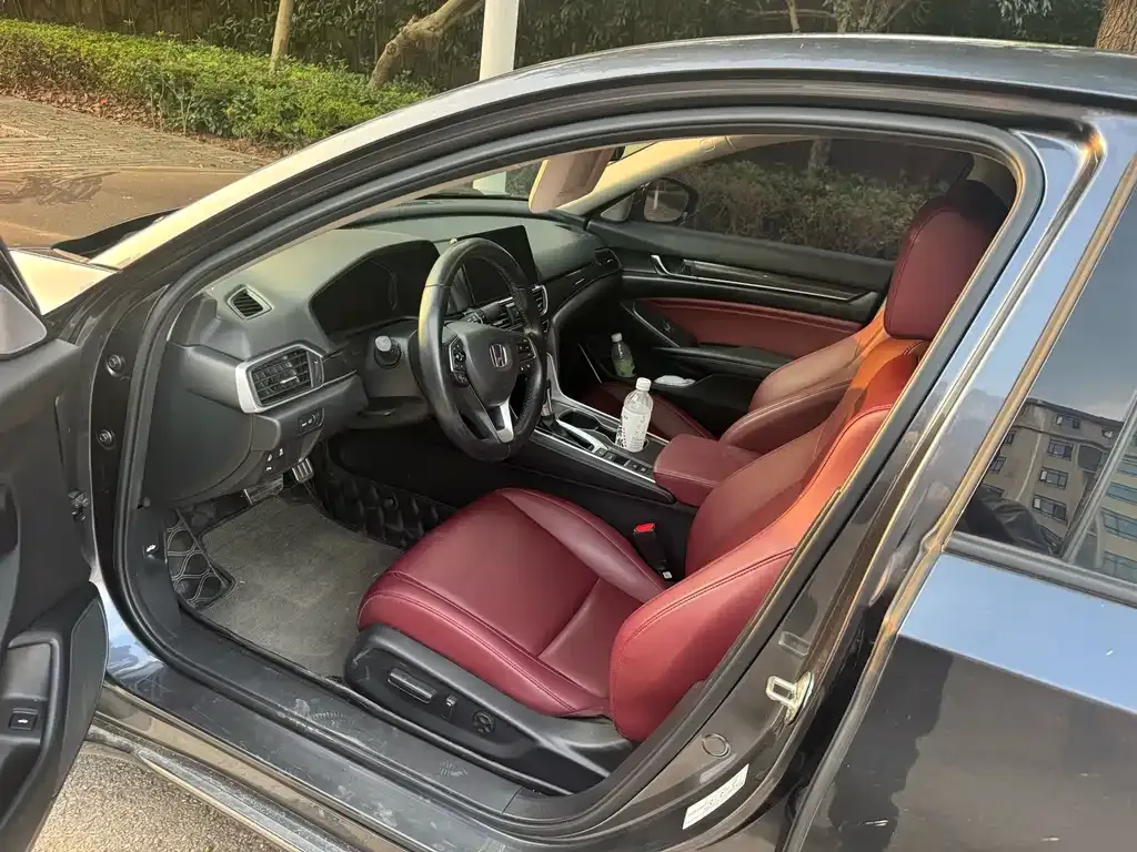 Honda Accord — фото 2