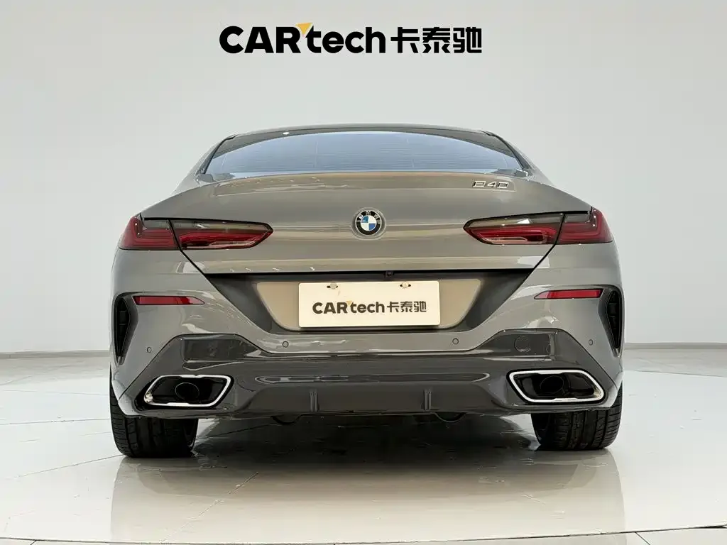 BMW 8 Series — фото 9