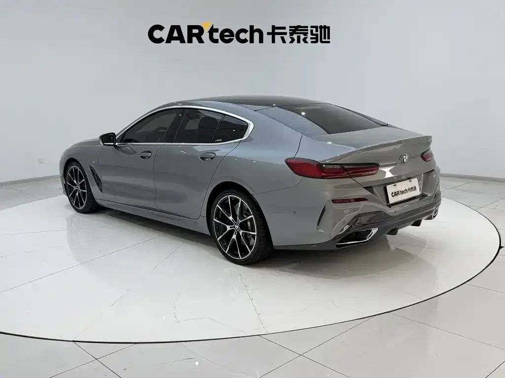 BMW 8 Series — фото 3