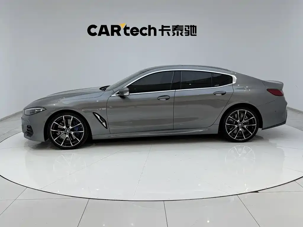 BMW 8 Series — фото 5
