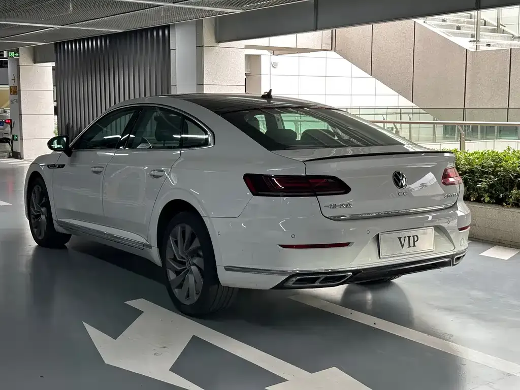 Volkswagen CC — фото 3