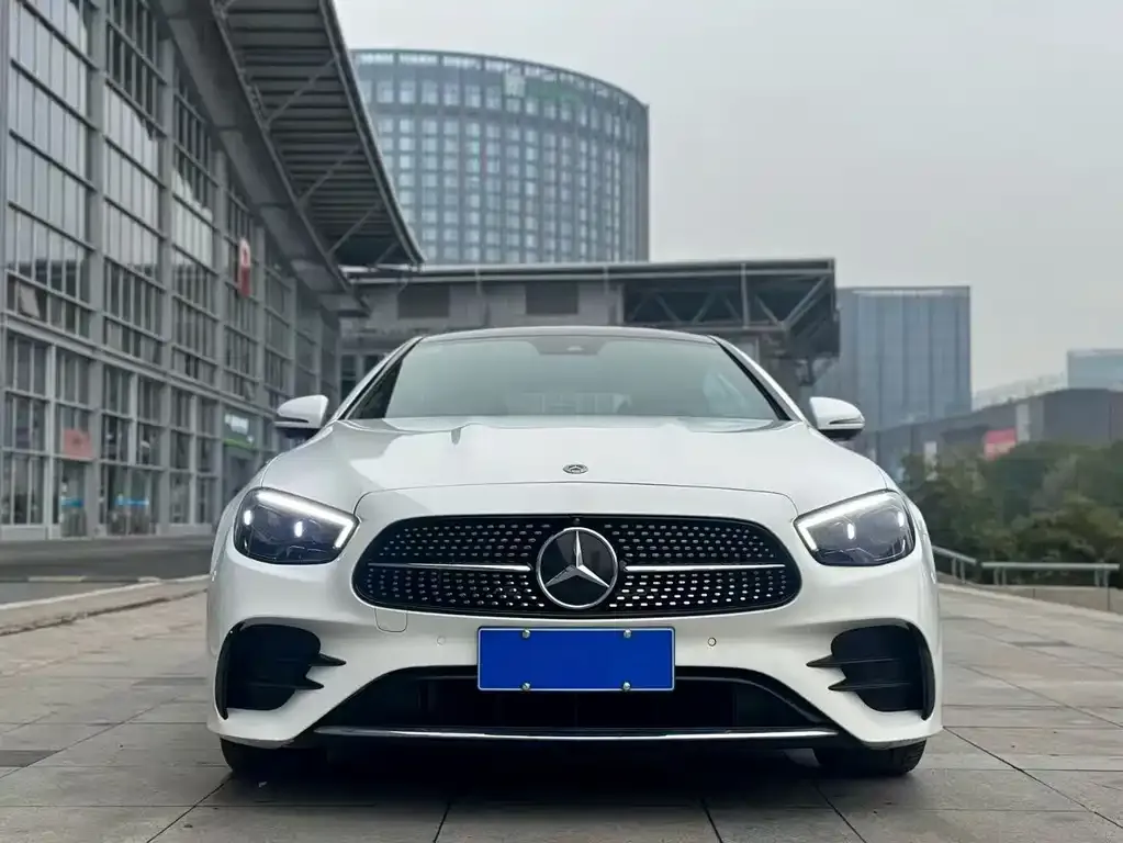 Mercedes-Benz E-Class (Import) — фото 6