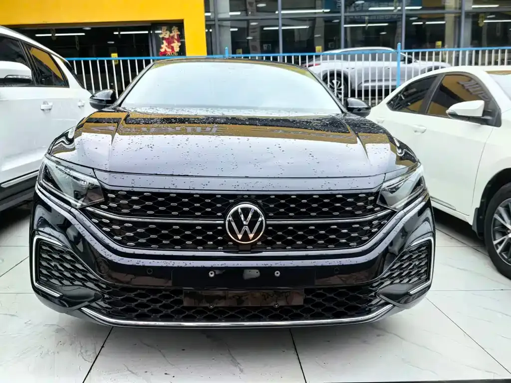 Volkswagen Passat — фото 5