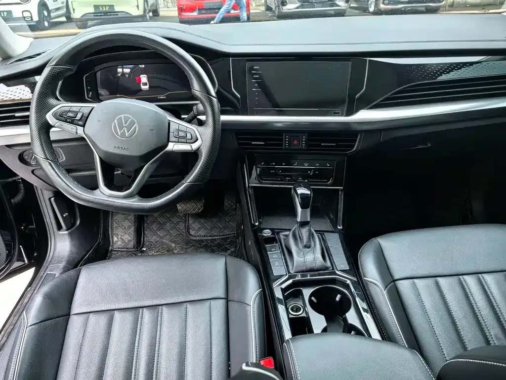 Volkswagen Passat — фото 7