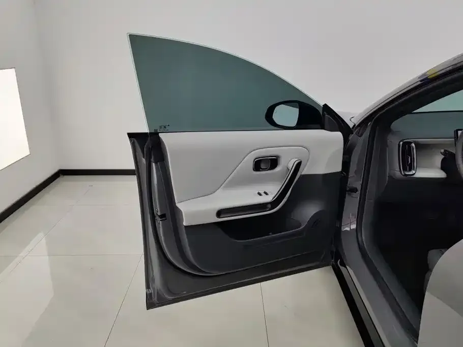 Leapmotor Leapmotor Lafa5 — фото 2
