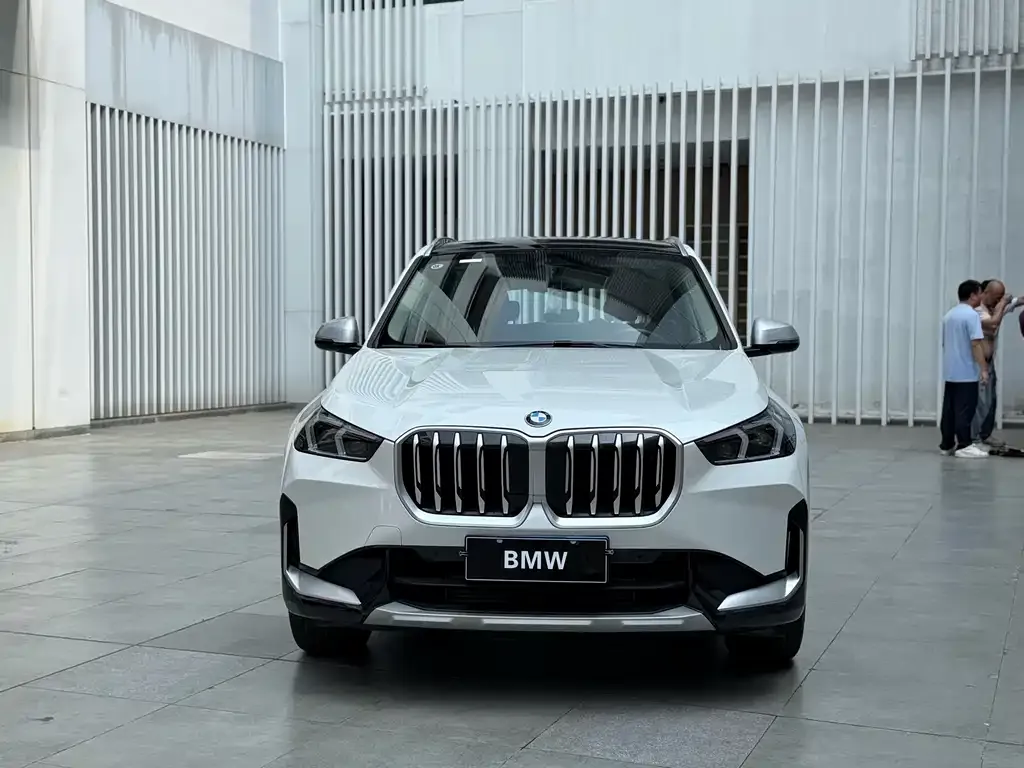BMW X1 — фото 4