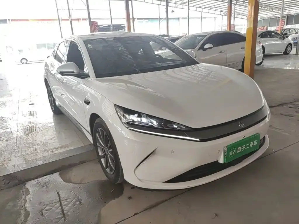 BYD Qin L — фото 10