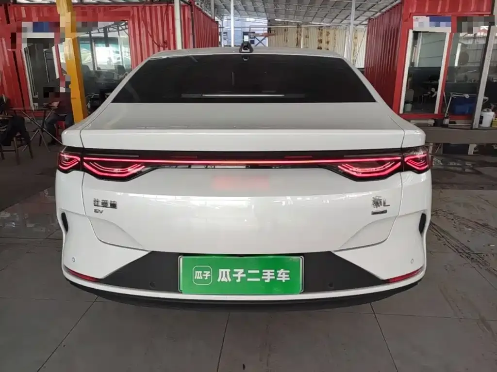 BYD Qin L — фото 2