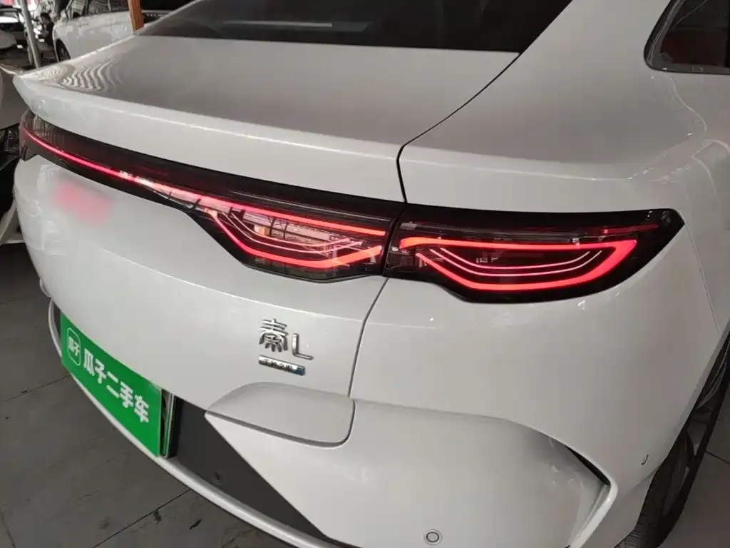 BYD Qin L — фото 7