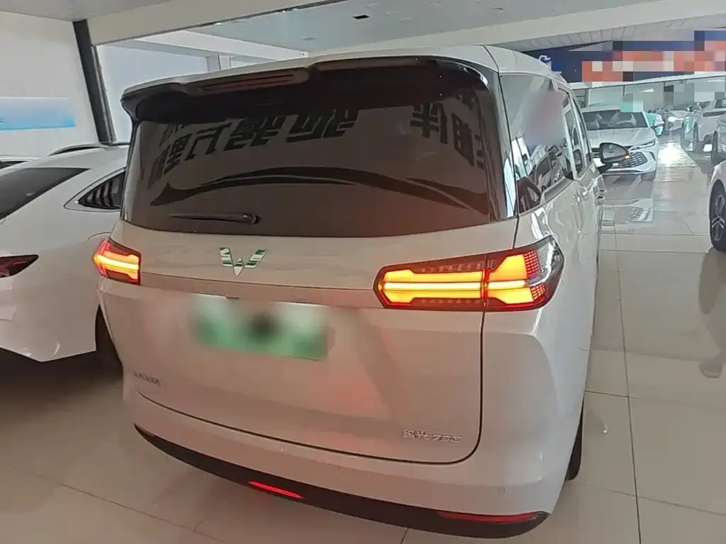 Wuling Xingguang 730 New Energy — фото 7