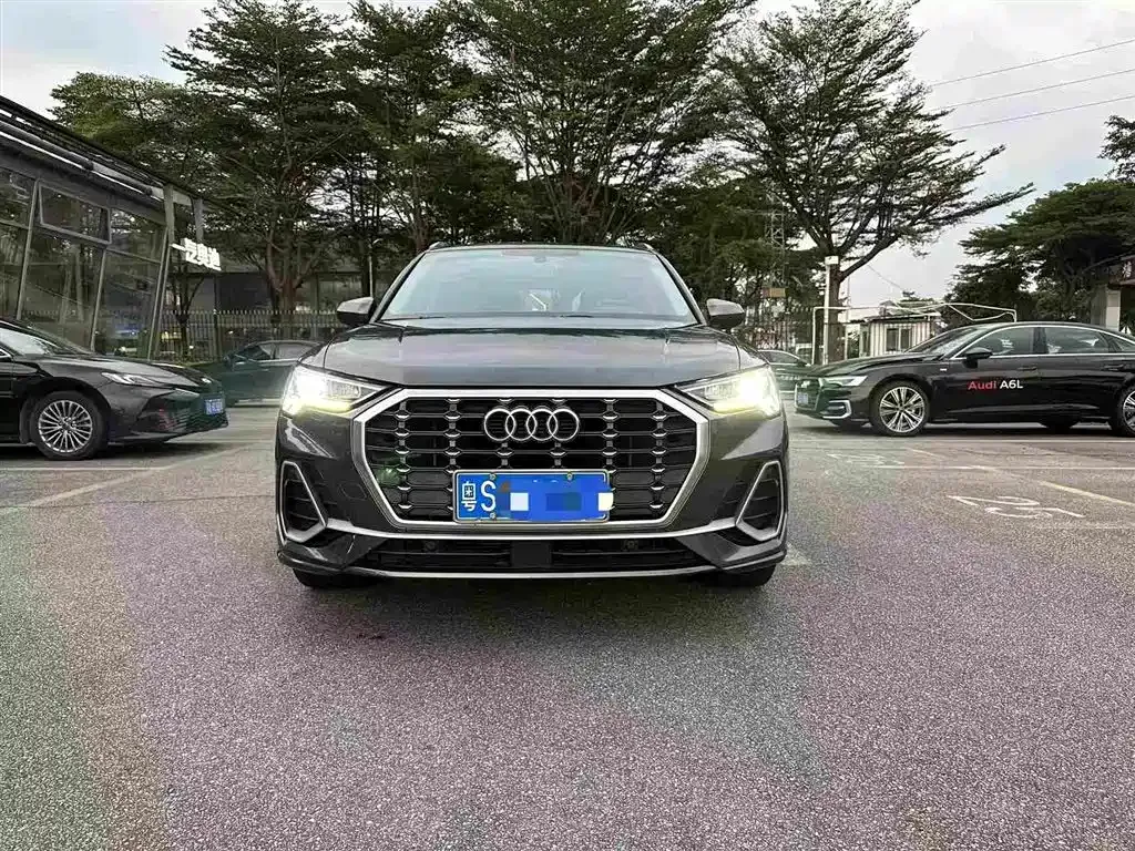 Audi Q3 — фото 9