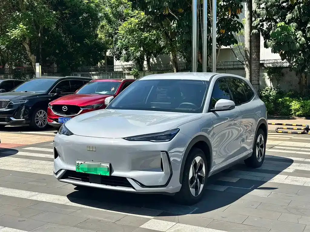Geely Galaxy E5 — фото 1
