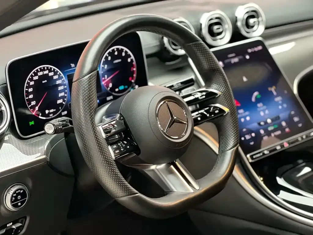 Mercedes-Benz C-Class — фото 4