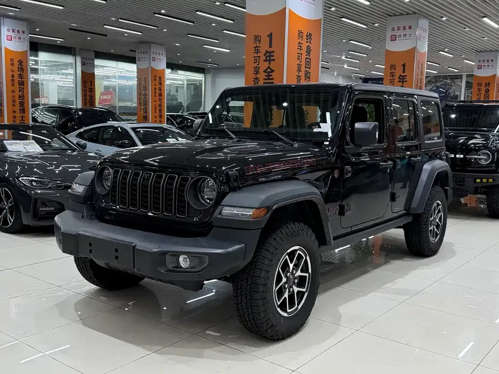 Jeep Wrangler — фото 1