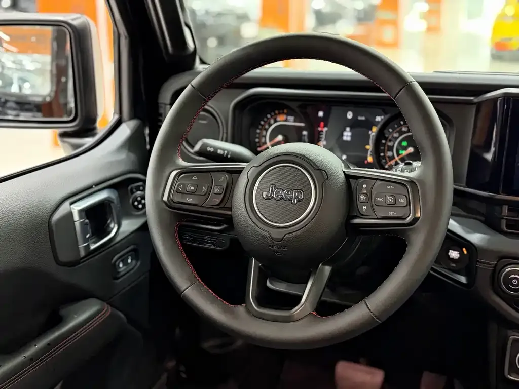 Jeep Wrangler — фото 3