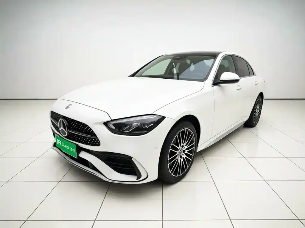 Mercedes-Benz C-Class — фото 1