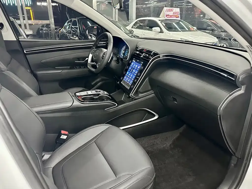 Hyundai Tucson — фото 6