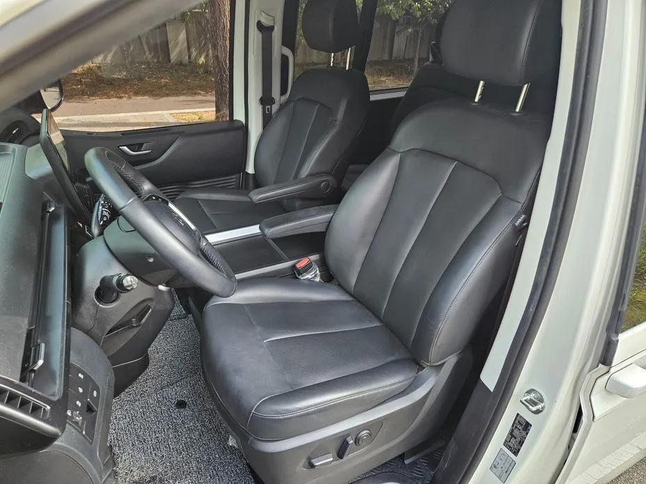 Hyundai Staria — фото 2